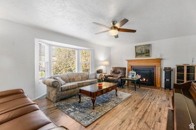 98 E 1420 S, Farmington, UT 84025 - photo 7