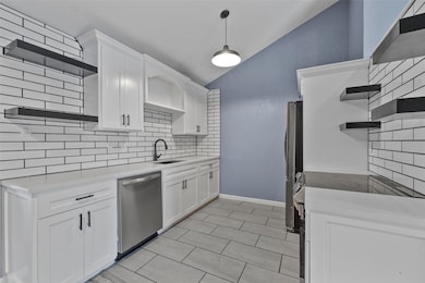 10001 Pack Saddle Trail, Fort Worth, TX 76108 - photo 4