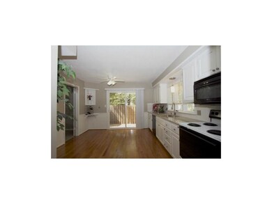 Good sized kitchen with Pantry!