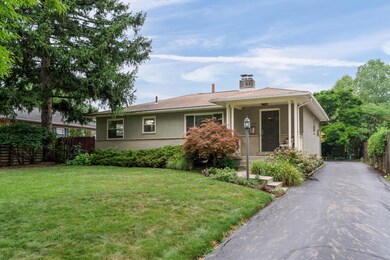 2595 Mount Holyoke Rd, Columbus, OH 43221 - photo 2