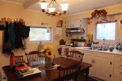 702 Fifth Ave, Berlin, NH 03570 - photo 5