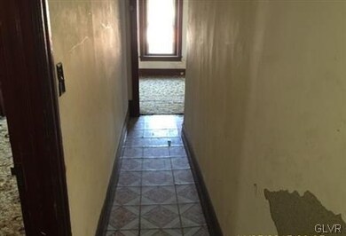 unlisted-address, Allentown, PA 18102 - photo 6