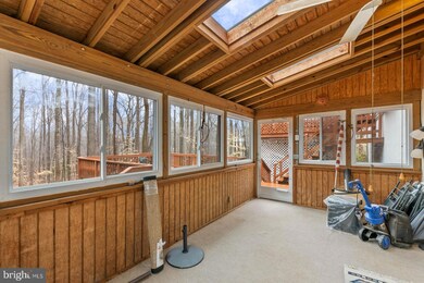 7701 Tower Woods Dr, Springfield, VA 22153 - photo 6