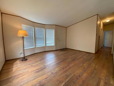 1349 Lakeview Ave, Klamath Falls, OR 97601 - photo 5