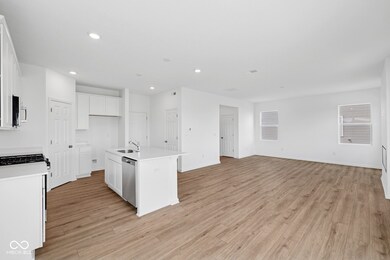 1890 Victor Higgins Dr, Shelbyville, IN 46176 - photo 5