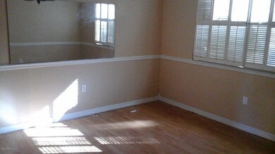 701 Oaks Manor Ct, Jacksonville, FL 32211 - photo 4