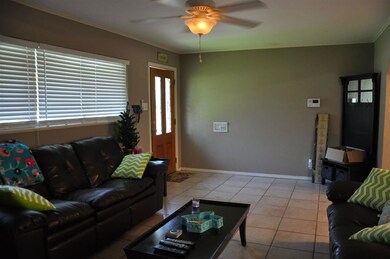 1115 Powers Dr, Tyler, TX 75701 - photo 6
