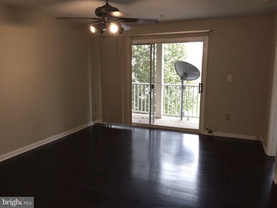 1067 Gardenview Loop unit 204, Woodbridge, VA 22191 - photo 6