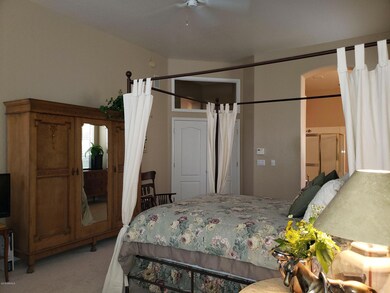 1960 E Divot Dr, Tempe, AZ 85283 - photo 4