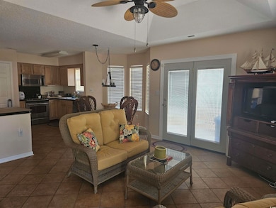 927 Edge Dr, North Myrtle Beach, SC 29582 - photo 4