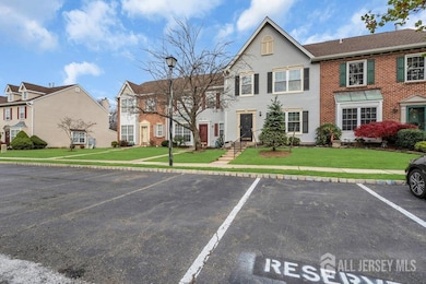 65 Townsend Ct, Franklin Park, NJ 08823 - photo 2