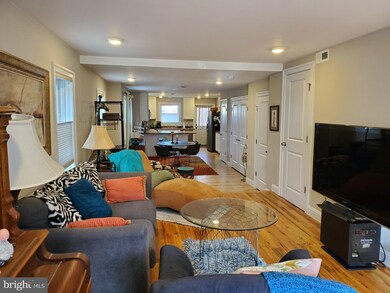 31 E 5th St, Frederick, MD 21701 - photo 2