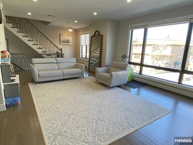 78 W Edsall Blvd unit 2, Palisades Park, NJ 07650 - photo 4