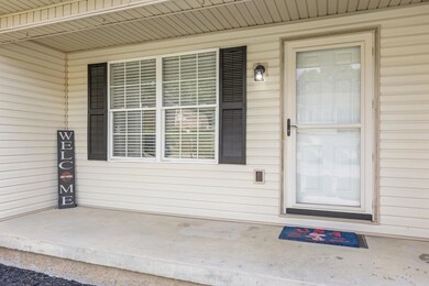151 Ruby Ln, Irvine, KY 40336 - photo 4