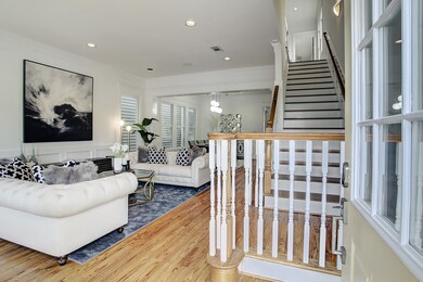 716 E 10th 1/2 St, Houston, TX 77008 - photo 5