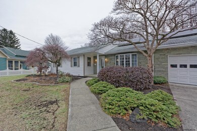 62 5th St, Schenectady, NY 12302 - photo 4