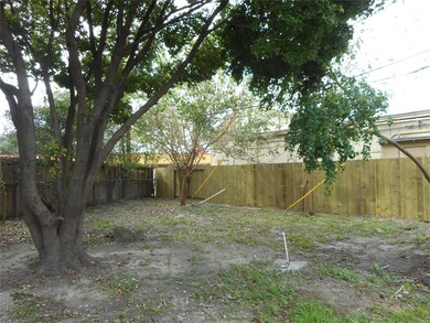 1354 Twin Falls Rd, Houston, TX 77088 - photo 6