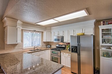 2139 Sophy Place, Redding, CA 96003 - photo 7