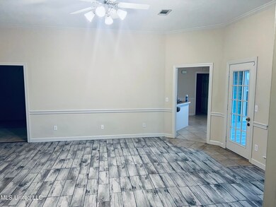 230 Charlene Dr, Byram, MS 39272 - photo 3