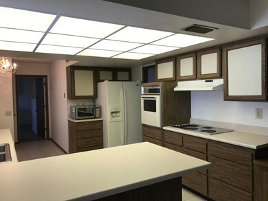 11635 kitchen1