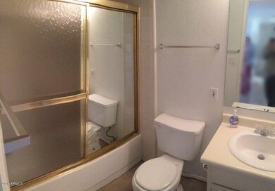 5733 W Holly St, Phoenix, AZ 85035 - photo 7