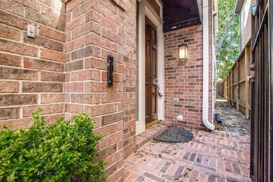 2018 Driscoll St, Houston, TX 77019 - photo 2