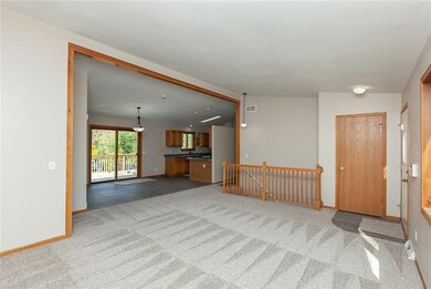 1722 12th St, Des Moines, IA 50314 - photo 5