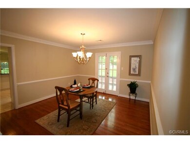 The dining room is conveniently located between th