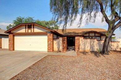 Listing (3)