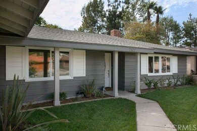 New sod, new paint, new windows, classy exterior s