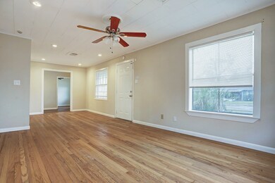 5126 Enyart St, Houston, TX 77021 - photo 3