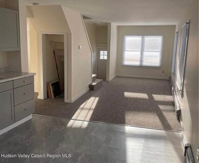 252-254 Partition St, Saugerties, NY 12477 - photo 4