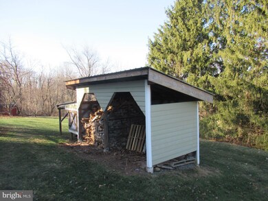 8390 Milky Way, Zionsville, PA 18092 - photo 4