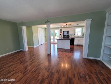 311 Cottonwood St, Wapakoneta, OH 45895 - photo 7