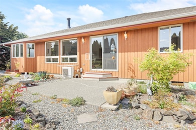 961 E Willow St, Sequim, WA 98382 - photo 5