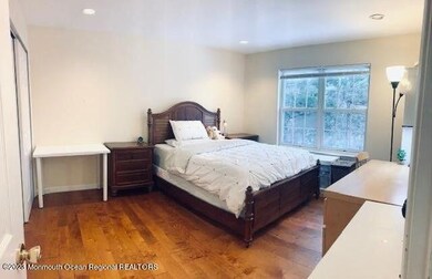 5 Beacon Ct, Holmdel, NJ 07733 - photo 7