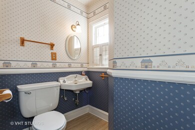 1402 W Downer Place, Aurora, IL 60506 - photo 5