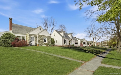 46 Mitchell Ave, Poughkeepsie, NY 12603 - photo 2