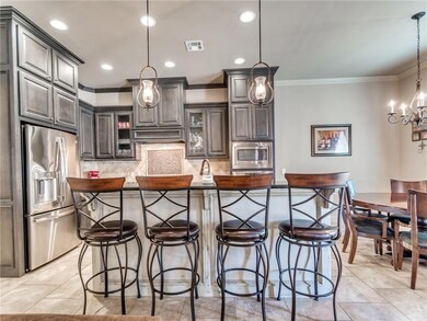 813 Samantha Ln, Moore, OK 73160 - photo 3