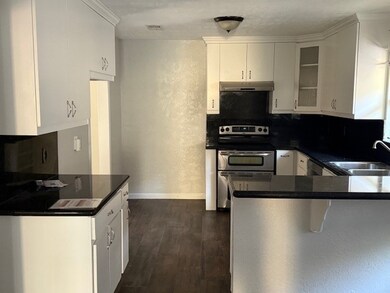 6014 Lattimer Dr, Houston, TX 77035 - photo 7