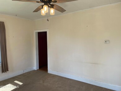 1706 Chestnut St, Berwick, PA 18603 - photo 4