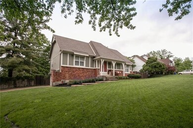 7028 Albervan St, Shawnee, KS 66216 - photo 4