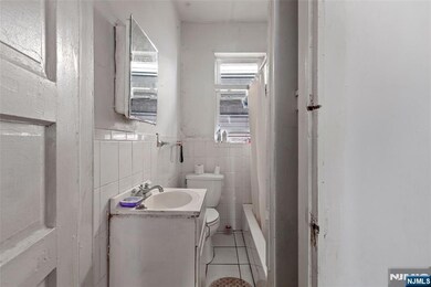 102 10th St, Passaic, NJ 07055 - photo 7