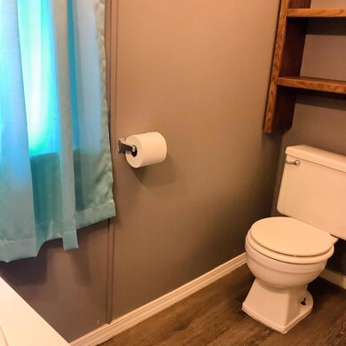 562 S Richardson Ave, Columbus, OH 43204 - photo 7