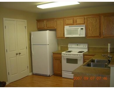 45547 Pointe Dr unit 39, Hammond, LA 70401 - photo 4