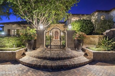 5902 E Arcadia Ln, Phoenix, AZ 85018 - photo 4