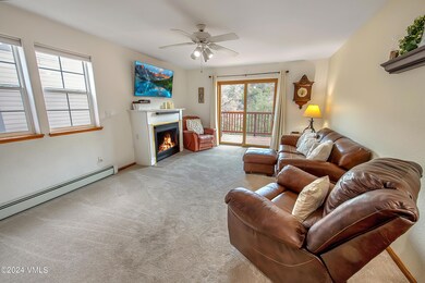 Spacious Living Area w Fireplace