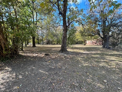 606 S G St, Hugo, OK 74743 - photo 5