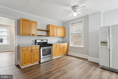 192 Dupont St unit 2, Philadelphia, PA 19127 - photo 2