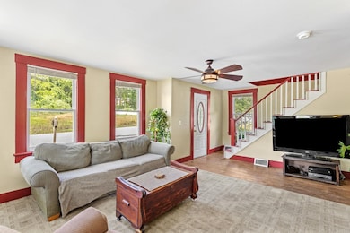 29 Harriman Rd, Raymond, NH 03077 - photo 3